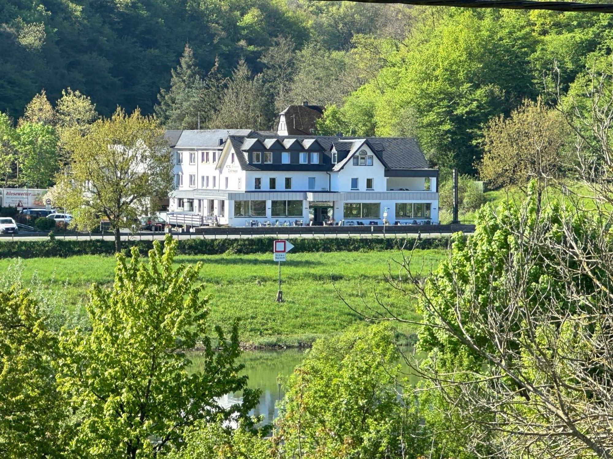 Hotel Ostermann Treis-Karden Eksteriør billede